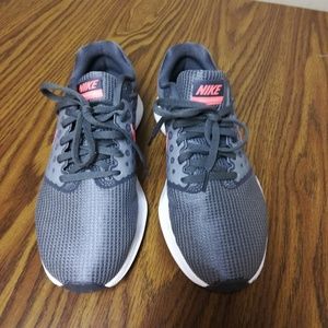 Nike Downshifter 7 women's shoes